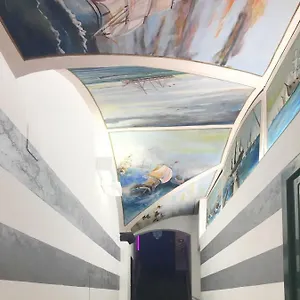 torre-degli-orefici-dimora-medioevale.hotelitalianriviera.com/